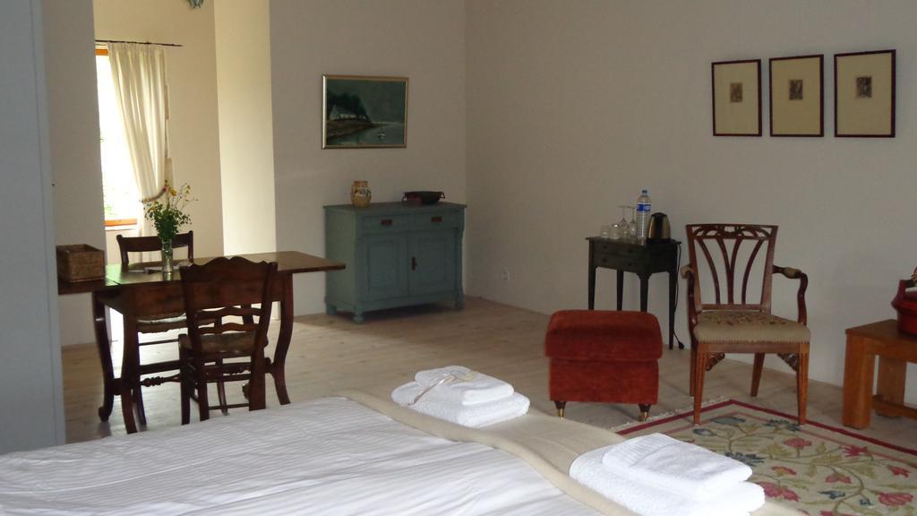 Maison Frankrijk Couloutre Pokój zdjęcie